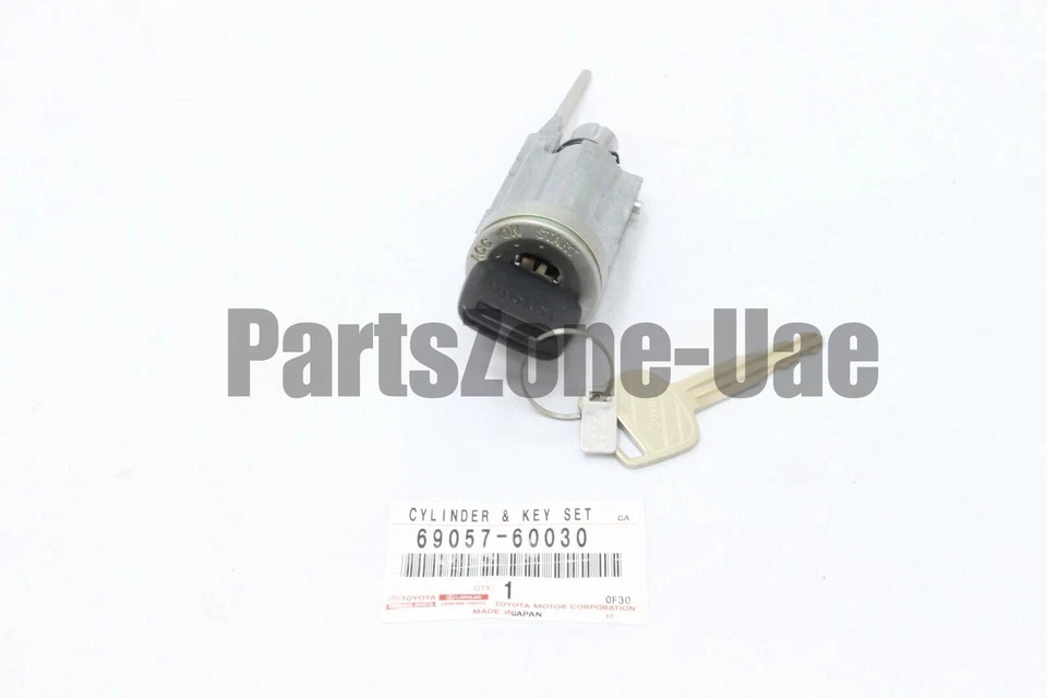 69057-60030 Toyota Land Cruiser Ignition Switch Lock Cylinder & Key Set OEM - Изображение 1 из 1