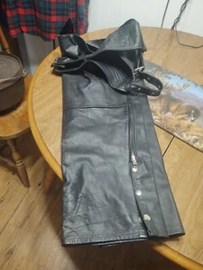 Hecho en Mexico Leather Motorcycle Chaps Size Large Made in Mexico - Picture 1 of 5