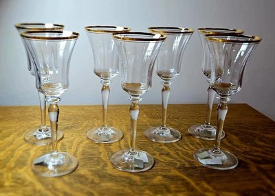 7 copas de agua Mikasa (nuevas) Jamestown Gold 91/8"  Foto 1 de 4