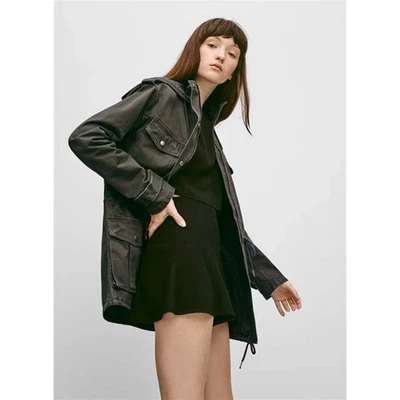 Chaqueta militar Talula Aritzia para mujer talla mediana Trooper utilitaria gris Foto 1 de 4