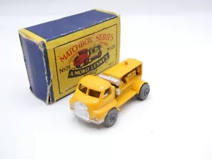 Matchbox Lesney 28a Bedford Compressor Truck & Original worn box - Picture 1 of 9