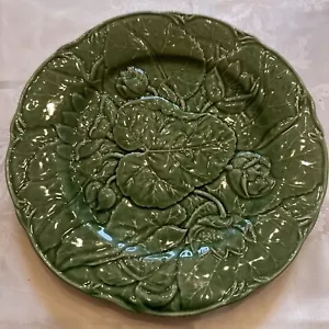 1 VTG Green Bordallo Pinhiero Leaves 10” Plate - Picture 1 of 4