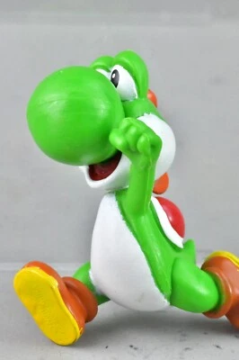 Nintendo SUPER MARIO Yoshi Banpresto Keychain 2" 2008 Japan - Image 1 of 4
