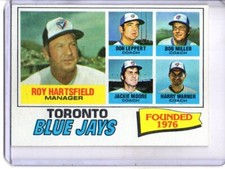 1977 TOPPS #113 TORONTO BLUE JAYS FIRST TEAM CARD MANAGER ROY HARTSFIELD