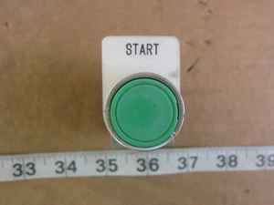 idec Izumi 41-10650 START STOP POWER LAMP Push Button Switch, Used - Picture 1 of 10