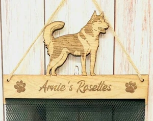 Alaskan Malamute Dog Puppy Rosette Holder 6mm Oak Veneer Fabric Mesh Hanger - Picture 1 of 7