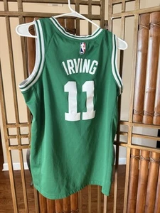 2017 Nike KYRIE IRVING Green BOSTON CELTICS #11 NBA Swingman Jersey 40 Small - Picture 1 of 11