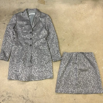 Vintage Tahari Floral Patterned Blazer Skirt 2 Piece Suit Women’s Size 10 Grey - Image 1 of 4