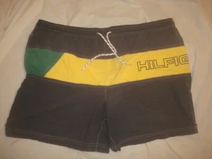 Pantalones cortos de natación Tommy Hilfiger vintage para hombre azul marino/verde/amarillo grandes - Imagen 1 de 4