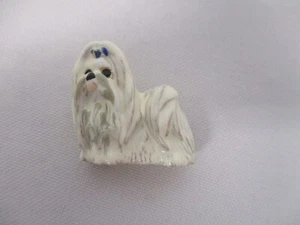 VINTAGE SIGNED E. PEARL GOLDTONE WHITE ENAMEL LHASO APSO DOG BROOCH PIN - Picture 1 of 4