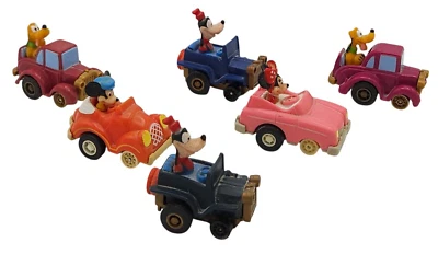 Lote de 6 figuras Disney en coches Goofy Mickey Mouse Minnie Pluto Foto 1 de 4