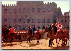 Postcard - Italy Di Siena Palio La Mossa Horseracing 37 - Picture 1 of 2