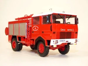 Camion de pompier BERLIET GBD 4x4 SDIS de la Savoie 1/43 - Picture 1 of 1