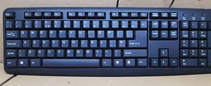 Standard Ultra Slim USB Wired PC Keyboard with 104 Keys - Black - Zdjęcie 1 z 5