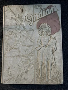1939 College Yearbook, Indian Arkansas State — Clean + FREE Shipping! L@@K! - Picture 1 of 5