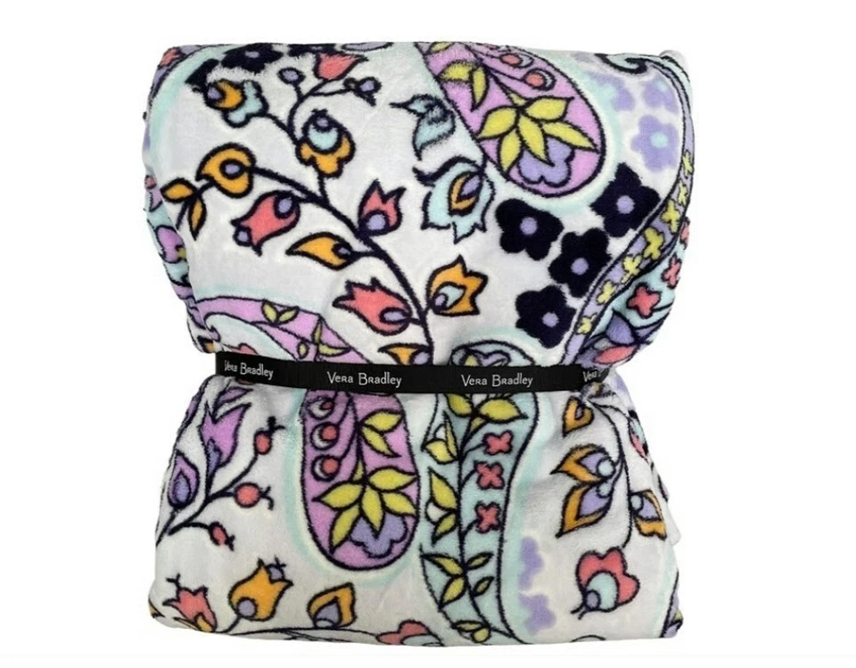 Vera Bradley Maddalena Paisley Soft Fleece THROW BLANKET 50" x 80" (New &Sealed) - Image 1 of 2