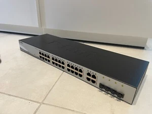 managed network switch D-link DGS1210-24 24-port gigabit with SFP ports - Photo 1/3