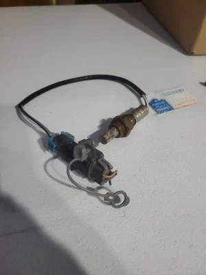 2004 Gmc Envoy 4.2L OEM OXYGEN SENSOR GM # 12577588 PRE OWNED - Image 1 of 4