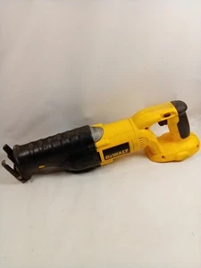 Dewalt 18V DC385 Variable Speed Reciprocating Saw Tool Only TESTED WORKS - Picture 1 of 8