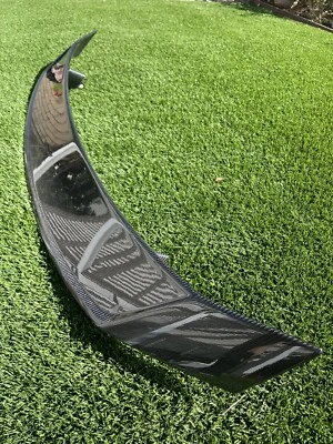 Ala de fibra de carbono OEM Audi R8 (Gen 2 V10 Plus) Foto 1 de 4