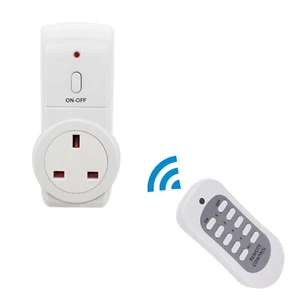 1/2* UK Plug Home House Power Outlet Light Switch Socket Wireless Remote Control - Picture 1 of 10