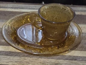 Vintage Tiara Indiana Glass Amber Set Sandwich 3 Snack Plate, 3 Cups, 4 Bowls - Picture 1 of 11