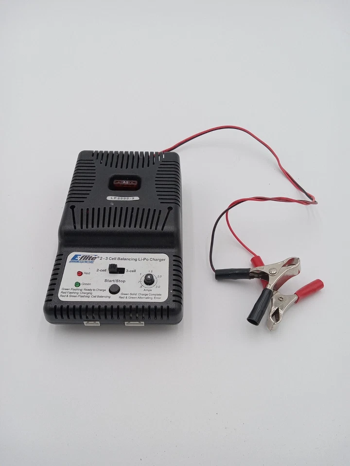 E-Flite 2-3 Cell Balancing Li-po Battery Charger LP 3000-3  - Image 1 of 4
