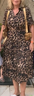 Vestido camisero con botones estampado animal Walter Baker 10 Foto 1 de 4