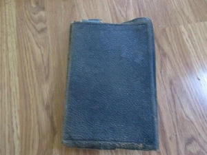 Vintage HOLY BIBLE - HOLMAN - Real Leather Cover - Foto 1 di 8