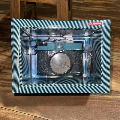 Brand New Lomography Diana F+ Camera - Image 1 of 4