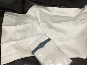 $380 Dea Italy NWT (2) King Cases Ramages White 100% Cotton Embroidery - Picture 1 of 11