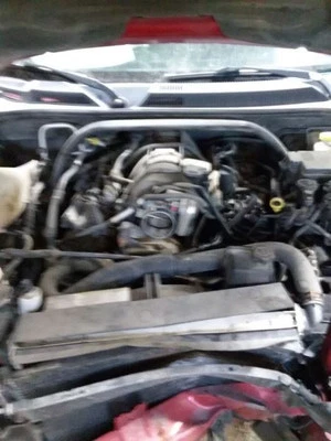 Driver Left Front Door Fits 06-10 COMMANDER 1964959 - Image 1 of 4