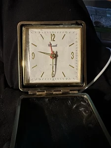 Vintage Travel Alarm Running Cariole Vintage Japan - Picture 1 of 7