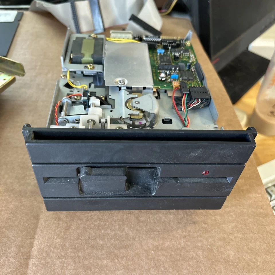 Unidad de disquete Panasonic JU-455-6 5,25" de computadoras Wang comois sin probar Foto 1 de 4