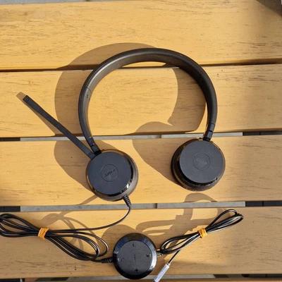 Jabra HSC016 Stereo USB Wired Headset - Used - Image 1 of 4