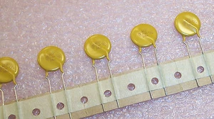 QTY (20) D6944ZOV181RA09 MAIDA 14mm 180V OSSIDO DI ZINCO VARISTORI ZOV Z181 ROHS - Foto 1 di 2