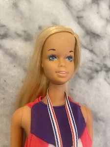 Barbie Gold Medal Olympic Wardrobe Vintage 1975 Mint Malibu - Foto 1 di 8