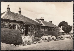 Scotland Postcard - The Cottages, Luss, Loch Lomond LC5612 - Picture 1 of 2