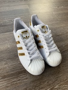 Las mejores ofertas en Adidas Oro M Zapatillas Deportivas Ancho Para  Mujeres | eBay