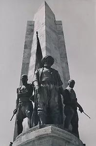 TURQUIE c. 1950 - Statue de Barbaros Hayreddin Place Beşiktaş Istambul - P 913 - Picture 1 of 1