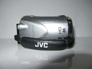 JVC HD Everio Camera/CAMCORDER TESTED NO CHARGER - Picture 1 of 8