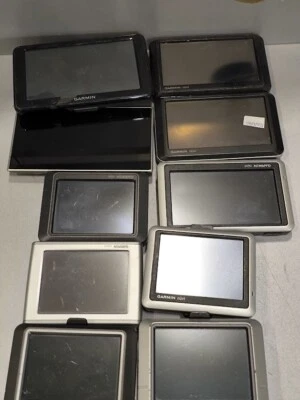 Set Mit 10 Garmin GPS Stück - Nicht Aktiv, Zerkratzt, Nein Zubehör - Bild 1 von 4