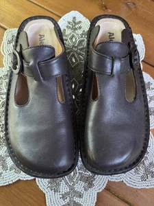 Alegria Classic Oiled Brown Clogs Size 38 EUR 8-8.5 US Excellent Pristine Cond - Picture 1 of 7