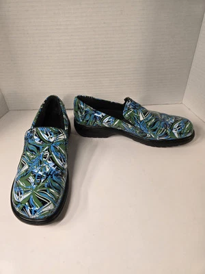 Zueco para zapatos Nurse Mates acolchado superior azul de cuero Meredith para mujer talla 6,5 cómodo Foto 1 de 4