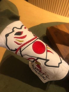 Scotty Cameron Hamamatsu M&G Festival 2025 Limited putter cubierta Kabuki perro blanco - Imagen 1 de 2