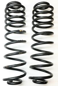 McQuay-Norris Suspension Coil Spring Set Black Pair RCS841V NOS