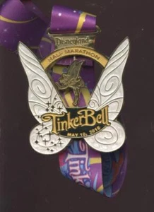 Medaglia Disney Mezza Maratona: TinkerBell 2015 WALT DISNEYLAND WORLD cimeli! - Foto 1 di 1