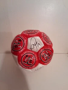 Fleetwood Town FC Kader signiert X16 neu offizielles Team Fußball - Bild 1 von 7