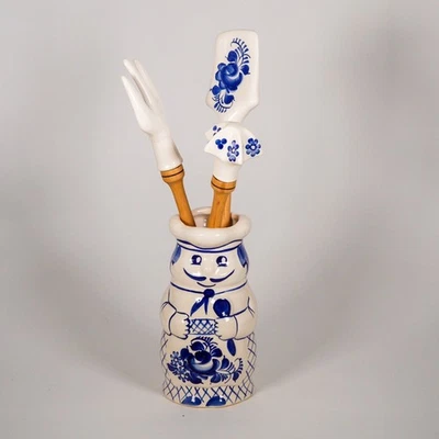 Fajans Wloclawek Polish Folk Art Chef Serving Set Blue White Ceramic Utensils - Image 1 of 4