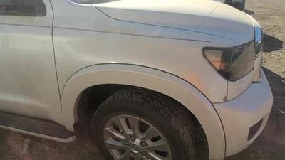 (LOCAL PICKUP ONLY) Passenger Right Fender Fits 08-22 SEQUOIA 1824906 - Image 1 of 4